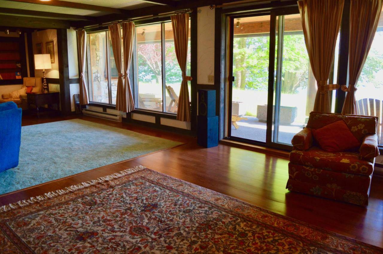 Oceanfront Suite กิบสันส์ ภายนอก รูปภาพ